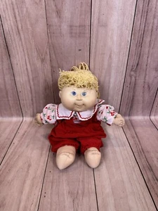 VINTAGE 1990 Cabbage Patch Kids Crimp n Curl Yellow Wool Hair First Edition CPK - Picture 1 of 16