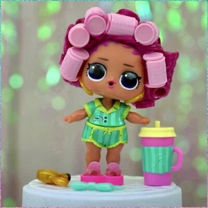 NUEVO LOL Surprise Hairgoals Serie 2 WAKE UP QT Rizadores Pelirrojos Q.T. Cutie L.O.L. - Imagen 1 de 8