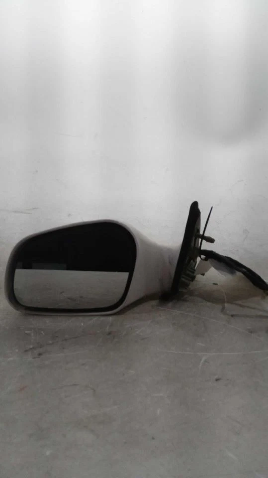 Driver Side View Mirror Power Fits 97-00 LINCOLN CONTINENTAL 369907 - Image 1 of 4