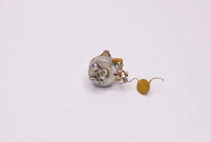 1995 Vintage Gibson Les Paul LP Potentiometer 500K Volume/Tone USA Pot 1990s - Picture 1 of 6