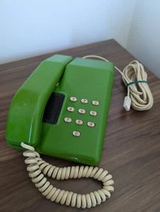 Vintage BT Viscount Green 9501 Telefon - lata 80. Classic Retro 10 przycisków Telefon - Zdjęcie 1 z 7