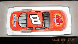 2003 Steve Park #8 Cheese Nips Chevy Monte Carlo 1/24 NASCAR Diecast Action MIB - Picture 1 of 9