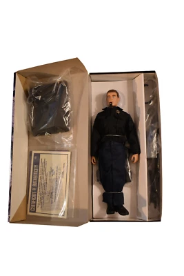 "Figura de policía Ertl Real Heroes Top Cop 1998 12"" nueva #3.663/10.000" Foto 1 de 4