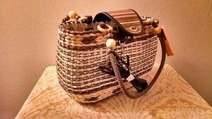 Fashionable Small Pet Basket Tote Handbag Carrier - White & Brown - Picture 1 of 4
