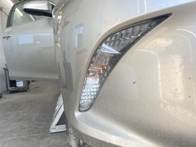 Conjunto de luz de giro/estacionamiento usada se adapta a: Toyota Camry Park 2016 lámpara de giro Foto 1 de 4