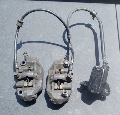 07-12 Pinzas de freno delanteras izquierda derecha honda cbr 600rr cbr600rr 600 08 09 10 11 Foto 1 de 3