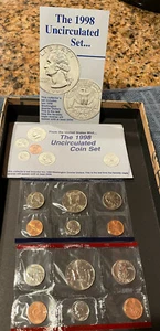 1998 P D US Mint Set OGP 10 COINS (#114) - Picture 1 of 3