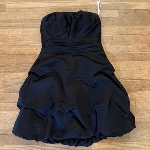 David's Bridal schwarz Satin ärmellos formell Cocktail Minikleid Gr. 8 B37 - Bild 1 von 4