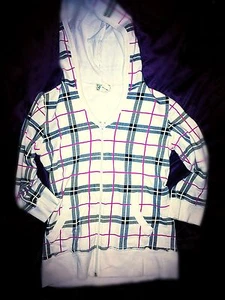 BLU CHIC Juniors Womans ADORABLE Hoodie Large - Picture 1 of 4