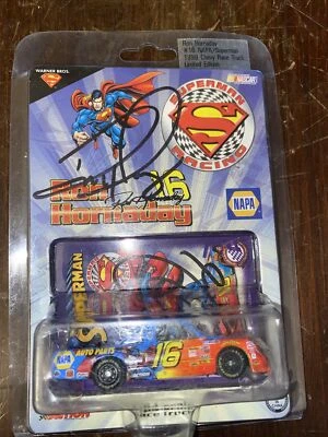 Camión Chevy Action Ron Hornaday #16 Napa Superman 1999 1/64 Nascar autógrafo x 2 Foto 1 de 4