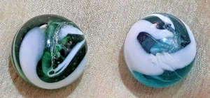 Old 2 Toy Marbles 0.66'' crease transitional green base, white swirl, 1 oxblood - Picture 1 of 24