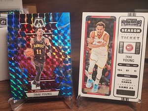 2022-23 Panini Mosaic Trae Young Blue Reactive Prizm #8 Atlanta Hawks   L10