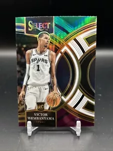 2023-24 Select Premier Green White Purple Prizm #121 Victor Wembanyama Rookie RC - Bild 1 von 2