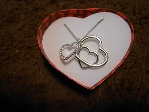 Avon LOVING MOMENTS HALSKETTE mit Geschenkbox *** NEU - Bild 1 von 5