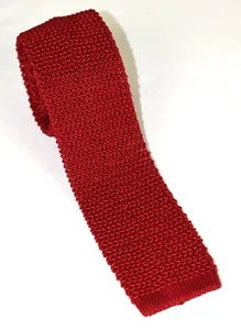 Xlent CHARVET *Italy* Solid Red Knit Knitted 100% Silk Tie 2.5 x 57 - Picture 1 of 5
