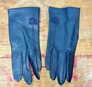 VINTAGE  Millington Navy Blue Gloves with Flower Detail PVC Size 7 - Picture 1 of 6