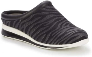 Walking Cradles Dana Women's Slip-On W-142701 SIZE 8W Black Zebra - Picture 1 of 18