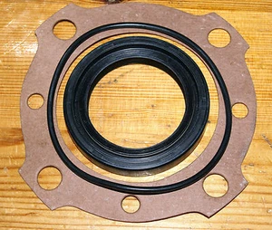 MG MIDGET rear axle hub seals, NEW (3). - Picture 1 of 1