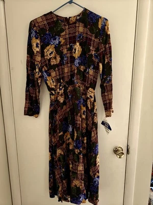 NWT Vintage Bedford Fair  Long Dress Women's Sz 6P Petite Fall Flowers Colors - Image 1 of 4