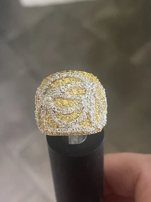 Charles Winston Sterling Silver Canary Yellow & White Cubic Zinconia Swirl Ring - Image 1 of 4