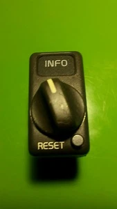 Volvo XC70 AWD INFO Switch 9162959 / 30739325 ,S70 V70 C70 98-04    Used        - Bild 1 von 3