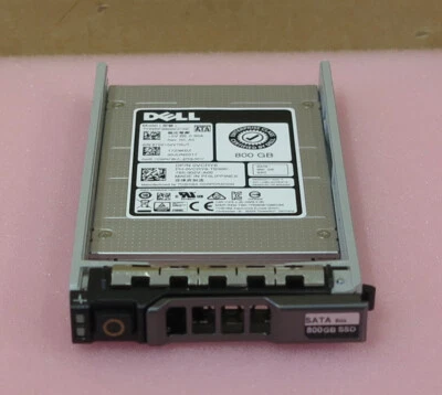 Dell 800GB SSD SATA 2.5" 6Gb/s MLC Solid State Drive VCRY6 Toshiba THNSF8800CCSE - Image 1 of 4