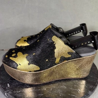 Tacón Chocolat Azul Yiona Negro y Dorado Estampado de Vaca Pelo de Becerro Para Mujer Talla 7 EE. UU. NUEVO SIN ETIQUETAS Foto 1 de 4