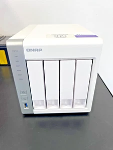 QNAP TS-431P 4TB 1GB DDR3 2-Core, 1.7GHz 4xBay 2.5"/3.5" NAS Server - inc drives - Photo 1/8