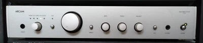 Arcam A65 plus amplificatore integrato ingresso phono . - Immagine 1 di 4
