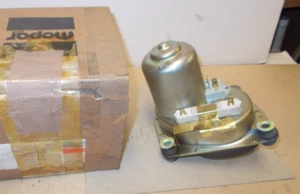 Mopar NOS WindShield Wiper Motor 2 Speed w/o Intermittent 1978 Volare Aspen - Picture 1 of 3