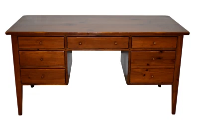 Ethan Allen Country Craftsman Pino Escritorio Oficina Rodilla Escritorio 6 cajones #19-9338 Foto 1 de 4