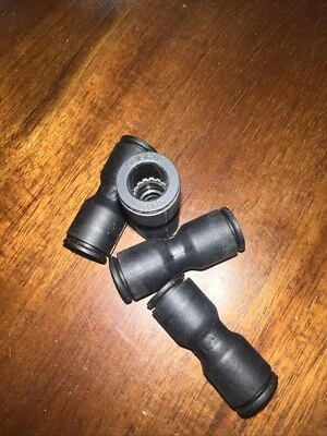 Parker 3106-60-00 3/8” Push-In Union Pk.4 Butt Splice - Image 1 of 2