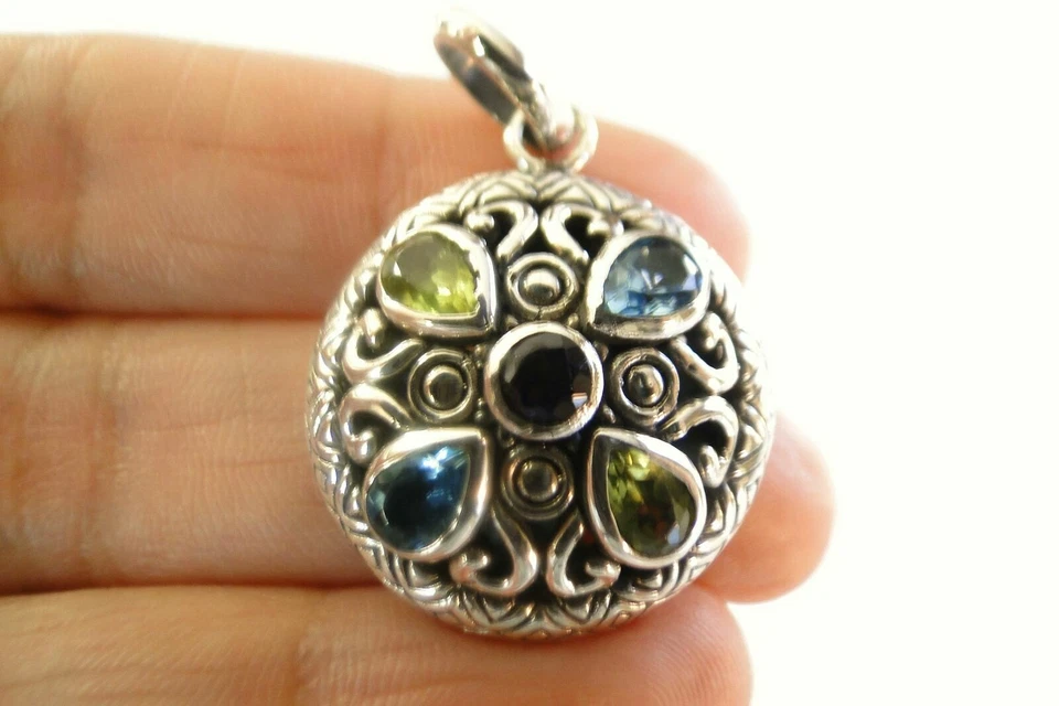 Colgante redondo de plata de ley 925 con topacio azul peridoto amatista ornamentado Foto 1 de 4