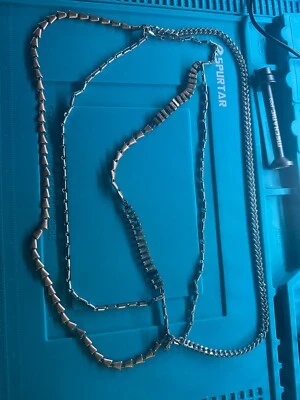 Collar de cadena múltiple de latón chapado en oro plateado Foto 1 de 4