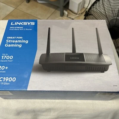 Linksys EA7450 Max-Stream Dual-Band AC1900 Wi-Fi 5 Router - Image 1 of 4