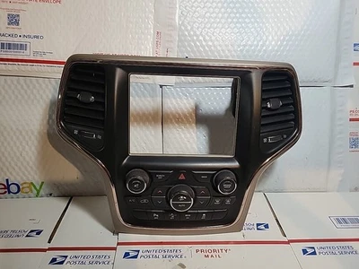 Jeep Grand Cherokee 2014-2018 radio fabricante de equipos originales bisel de 8,4" aire acondicionado control de clima 8" Foto 1 de 4