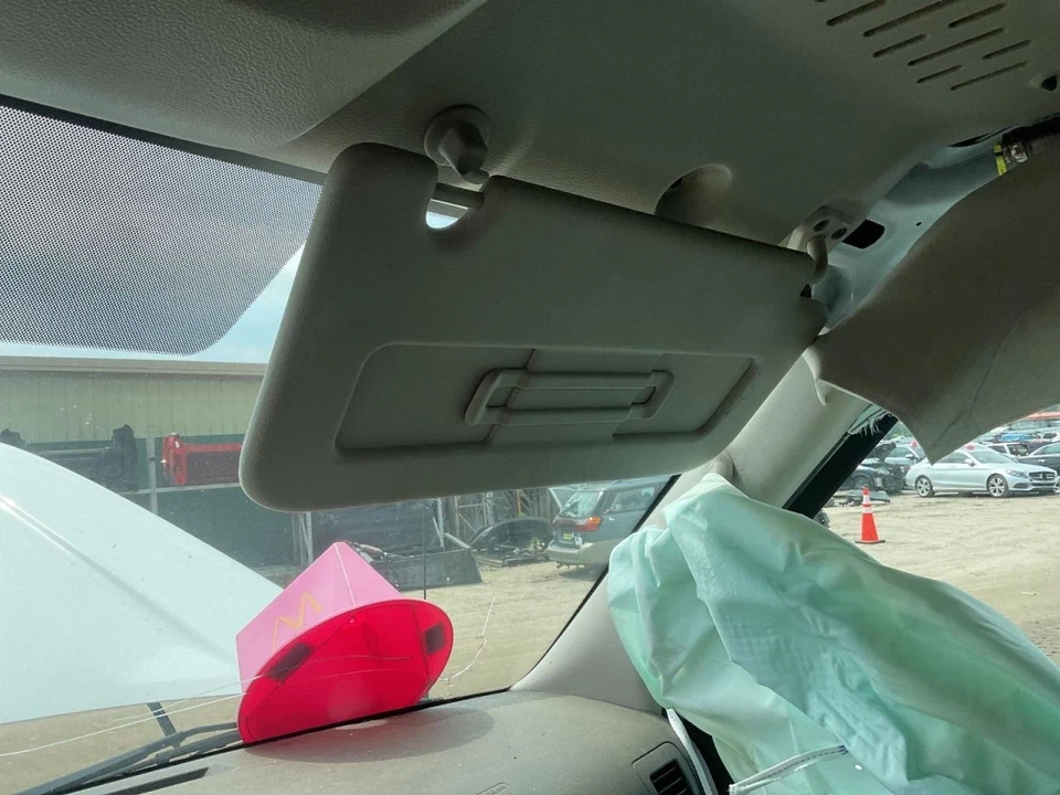 Passenger Right Sun Visor Fits 12-20 NV 1500 2058503 - Image 1 of 1