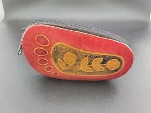 Vintage COIN PURSE Tooled Leather Barefoot Design Zippered  4"x3" Bohemian Style - Picture 1 of 4
