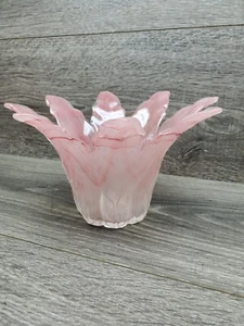 Flor de cristal de Murano con tapa de cristal rosa hecho en Italia. Tiene pegatina de Murano - Imagen 1 de 7
