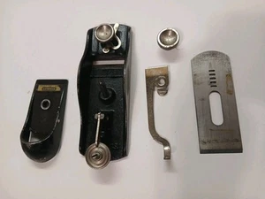 Stanley No. 9 1/2 Adjustable Throat Block Plane - Picture 1 of 10