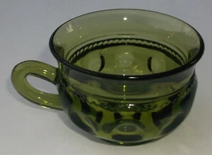 TAZA DE VIDRIO VERDE TRANSPARENTE CON MANGO TAZA DE VIDRIO LATERAL HOYUELO VINTAGE COLECCIONISTA - Imagen 1 de 7