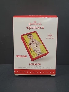 Gioco Hasbro Ornamento Hallmark 2015 "OPERAZIONE" Nuovo con scatola - Foto 1 di 3