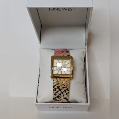 RELÓGIO FEMININO NINE WEST OURO ROSA FALSA ESTAMPA DE COBRA FACE QUADRADA AÇO INOXIDÁVEL PERFEITO ESTADO - Imagem 1 de 4