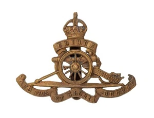 Royal Artillery Ubique Cap Badge Brass Metal - Picture 1 of 1