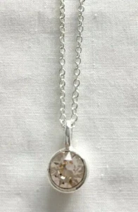 SWAROWSKI CRYSTAL PENDANT NECKLACE ROSE TONE STONE AND SILVER PLATE CHAIN - Picture 1 of 6