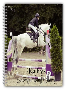 LIBRO DE REGISTRO DIARIO DE SALTO DE CABALLO PERSONALIZADO ECUESTRE A5 REGALO DE 50 PÁGINAS - Imagen 1 de 7