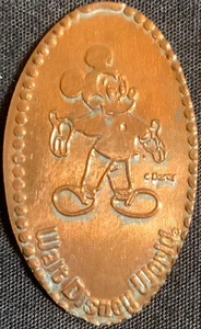 RARO! ¡RETIRADO! MICKEY BRAZOS EXTENDIDOS - 'DISNEY QUEST' DISNEY WORLD CENTAVO DE ZINC - Imagen 1 de 2