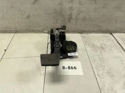 2014 JEEP CHEROKEE BRAKE PEDAL w/ BRACKET OEM+ - Imagem 1 de 4
