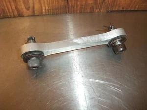 Honda VFR 800 A-2 VTEC 2002 Bremssattel hinten Drehmomentarm sehr guter Zustand #226 - Bild 1 von 3