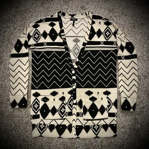 Womens (Sm) NOLLIE KNIT CARDIGAN deep v button front sweater beige/black chevron - Picture 1 of 5